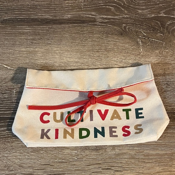 Feed Handbags - Clarins x FEED NWOT Cultivate Kindness Canvas Clutch with Red Accents 8.5x5.5